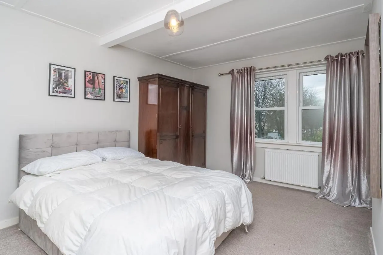 Pass The Keys Cosy And Spacious 2 Beds Flat With - Free Parking Edinburgh Apartment
