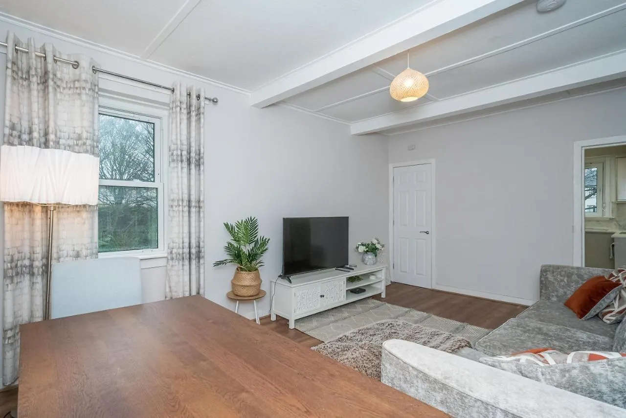 Pass The Keys Cosy And Spacious 2 Beds Flat With - Free Parking Edinburgh
